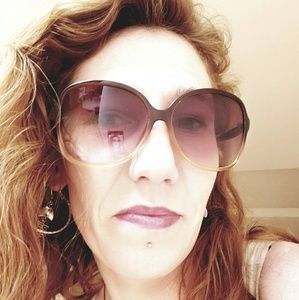 Meet your Posher, Ace